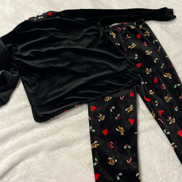 Rudolph the red nosed reindeer pajamas set 6x EUC - Picture 5 of 6